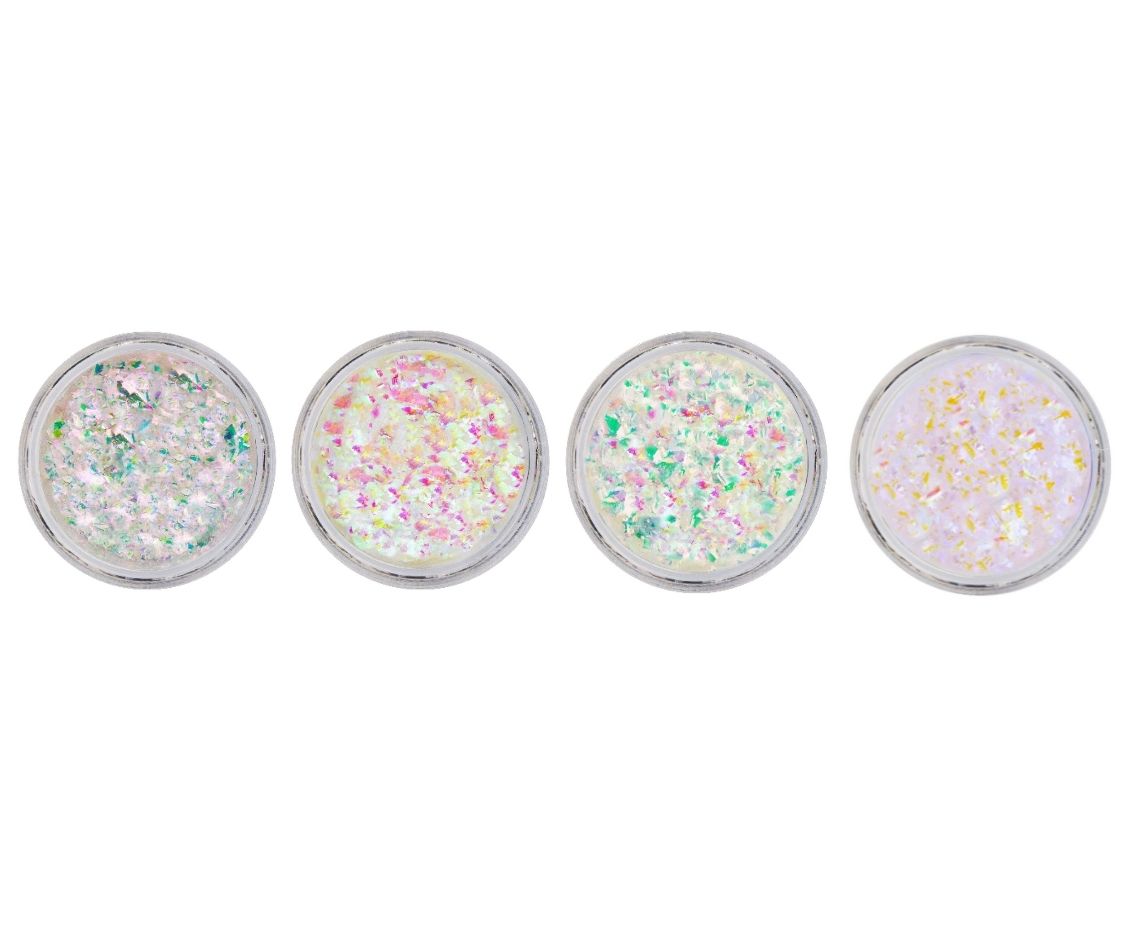 Magnetic Chameleon Flakes