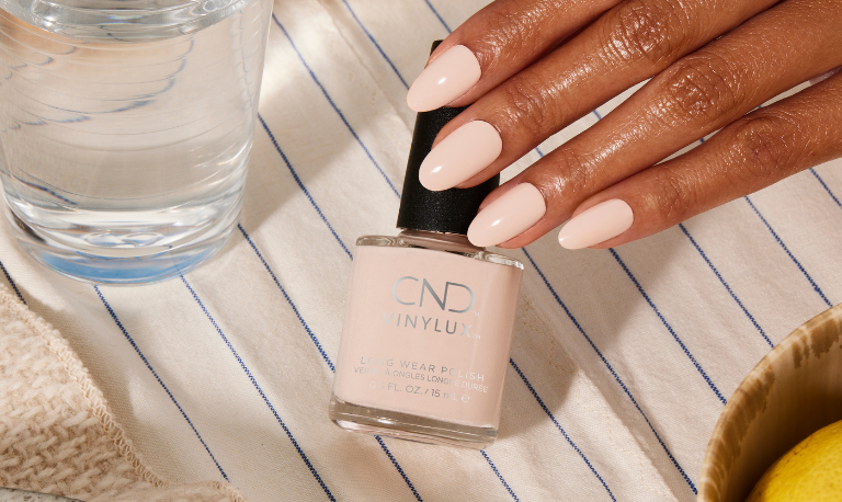 CND VINYLUX