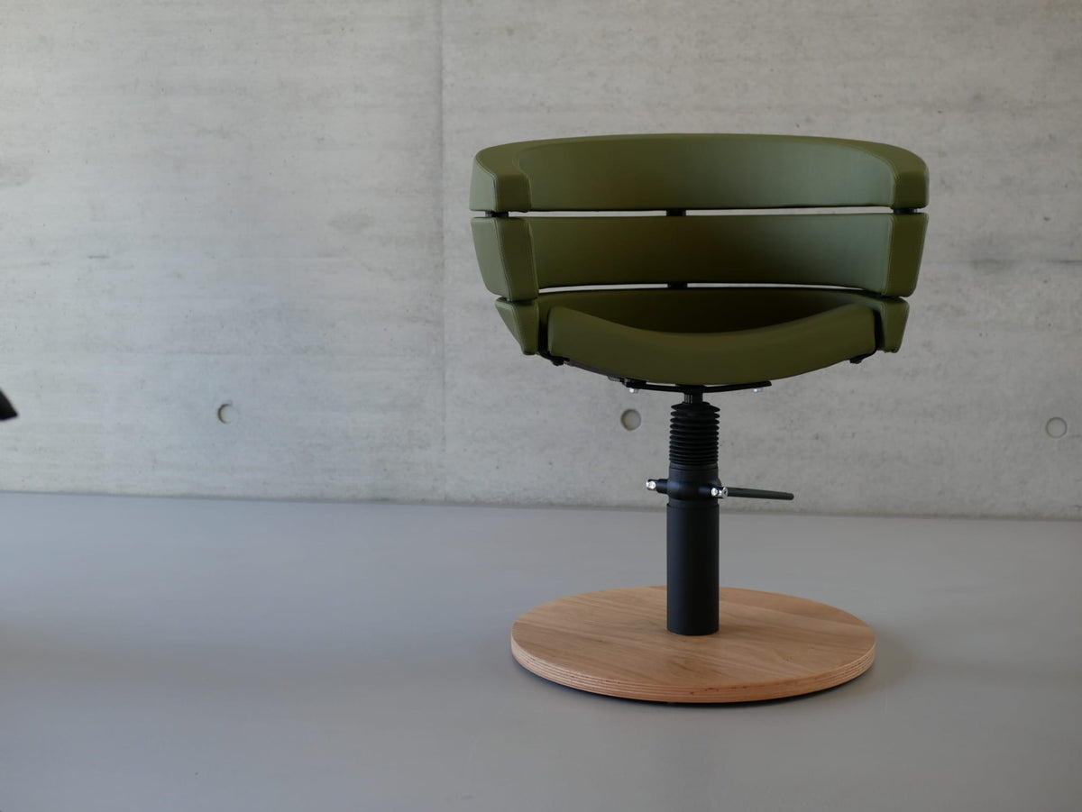Stuhl Modell 55